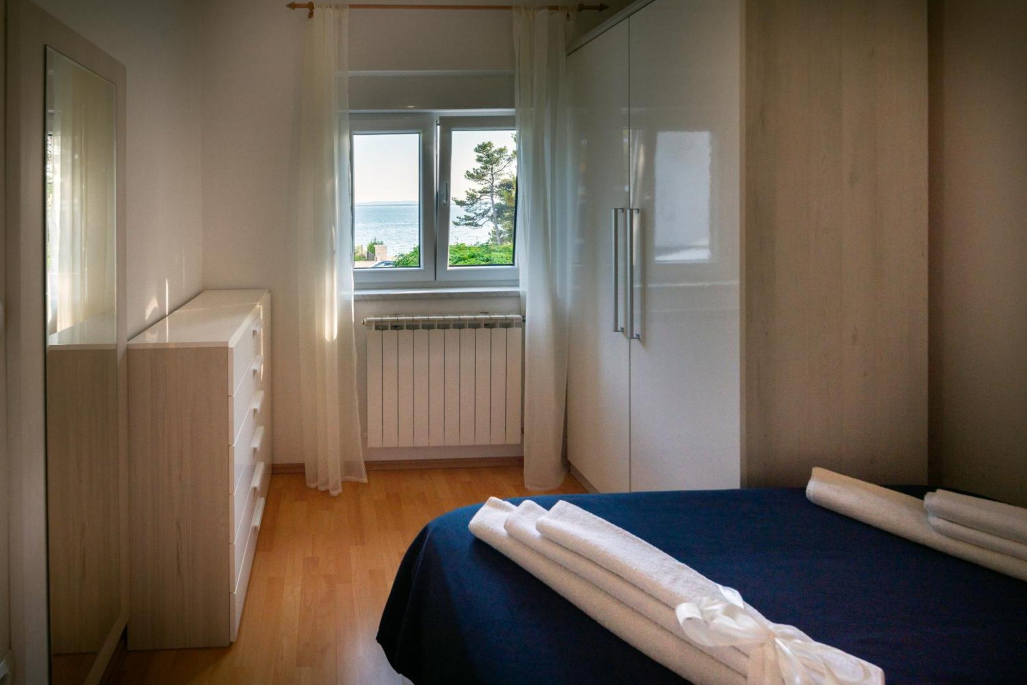 Apartment Anamaria With Seaview Petrčane Exterior foto