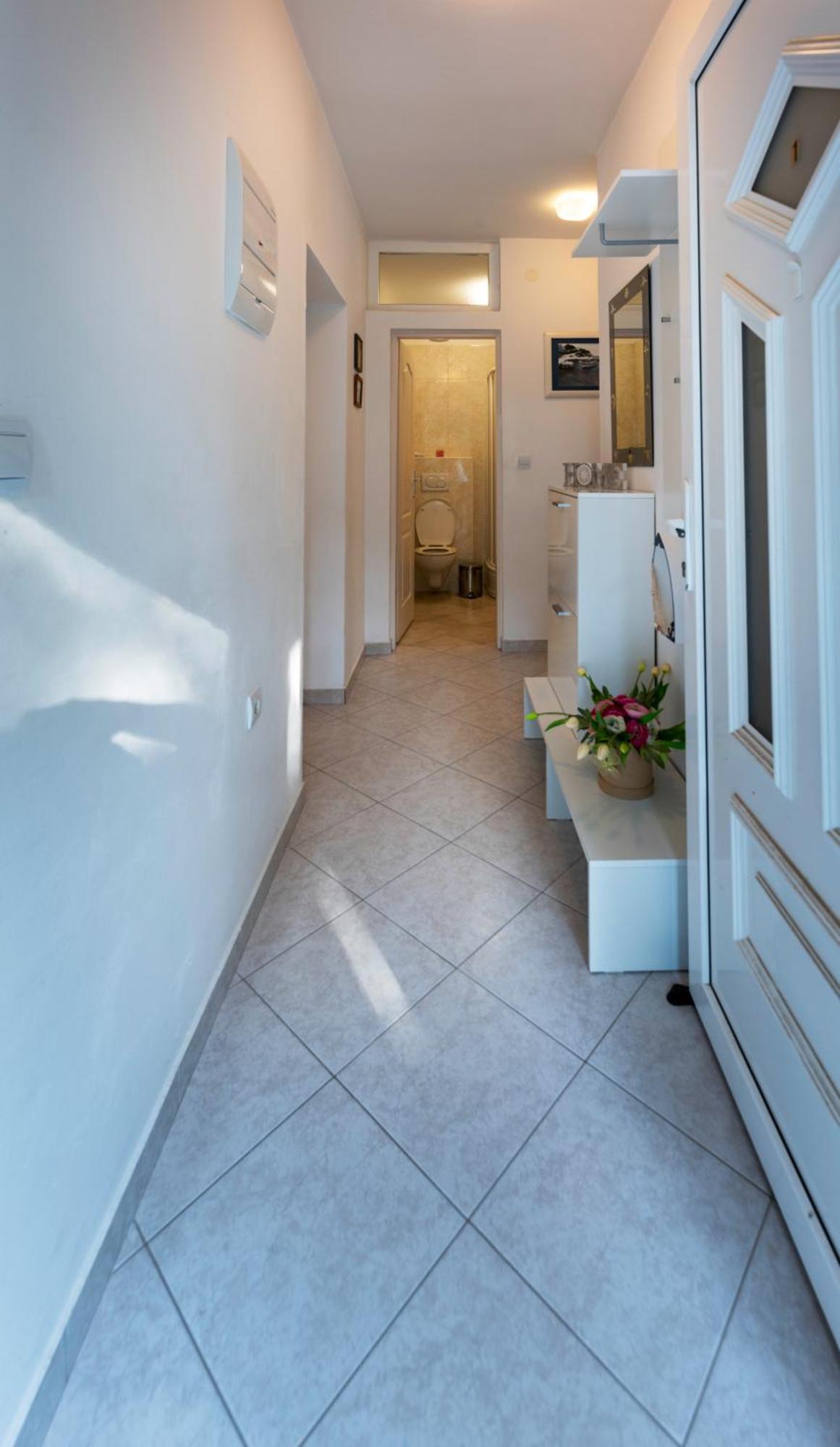 Apartment Anamaria With Seaview Petrčane Exterior foto